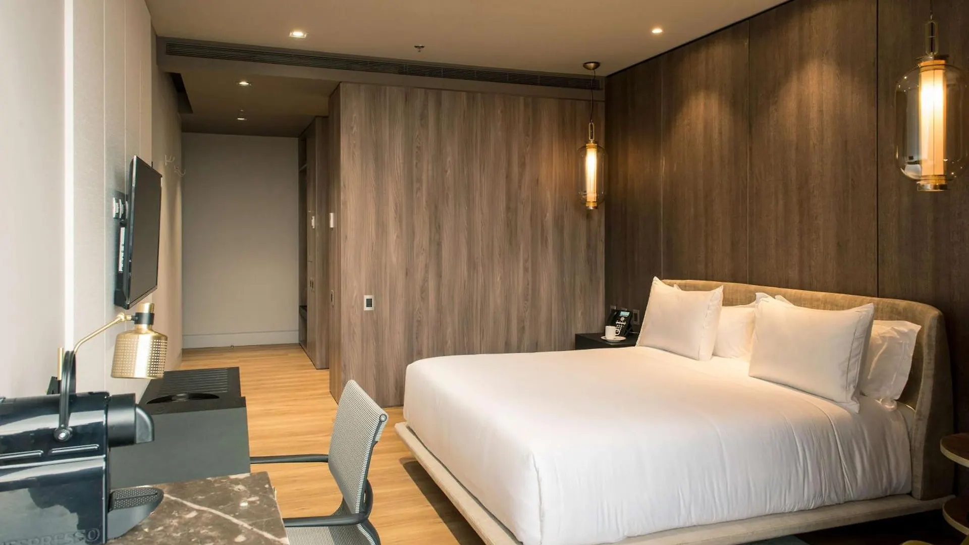 *****  Salvio Parque 93 Bogota, Curio Collection By Hilton Aparthotel Colombia