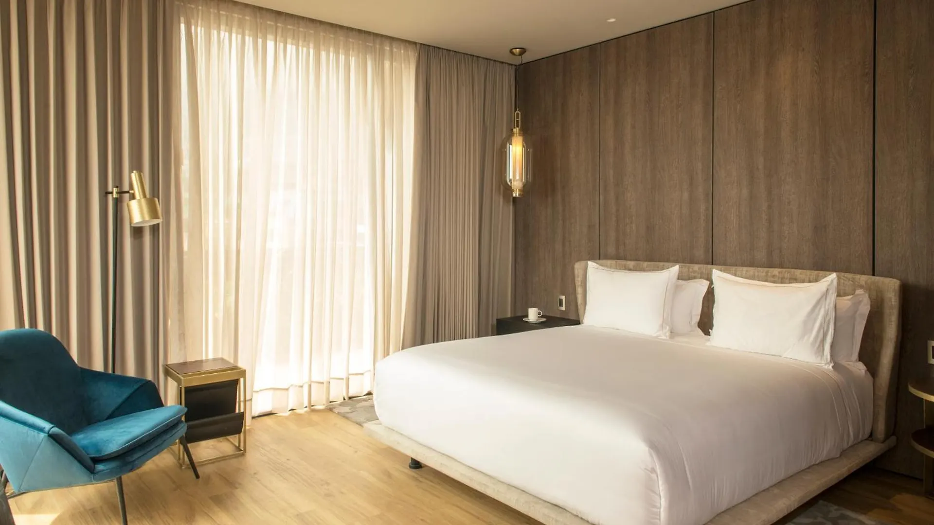 *****  Salvio Parque 93 Bogota, Curio Collection By Hilton Aparthotel Colombia